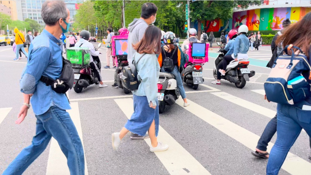 機車移動式廣告曝光