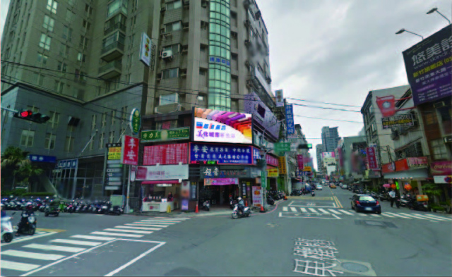 遠東巨城購物中心，中央公園，東門國小，國賓大飯店，威秀影城