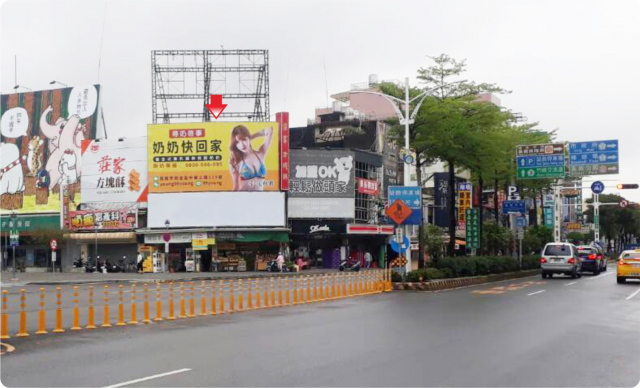 L-0082B-中山路-嘉義火車站，嘉義市立美術館，宜得利