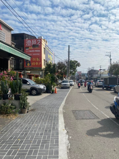 台中市區水區鰲峰路/中華路